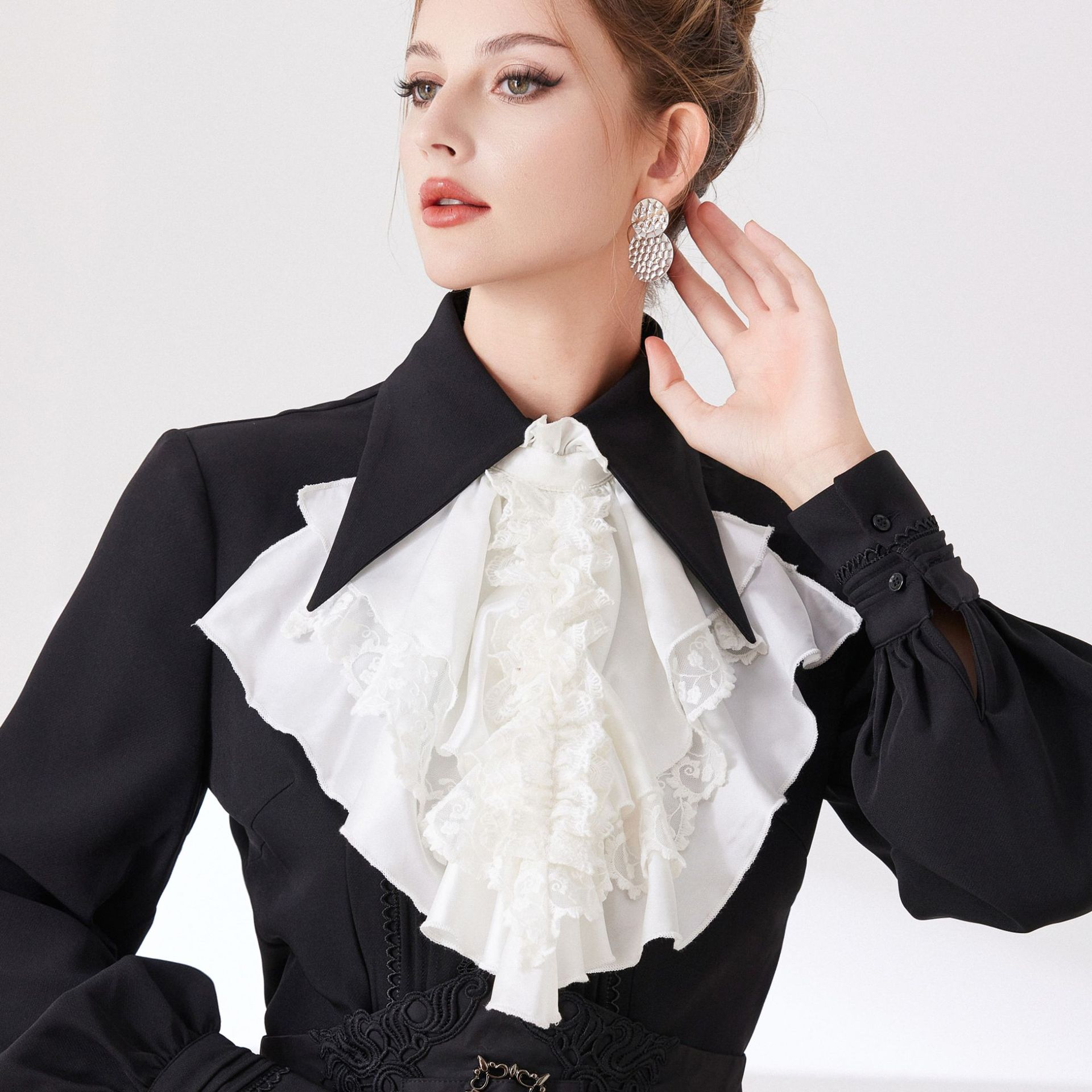 Viktorianischer Jabot für Dame – Men'S Accessories Vintage Bewertung und Preis